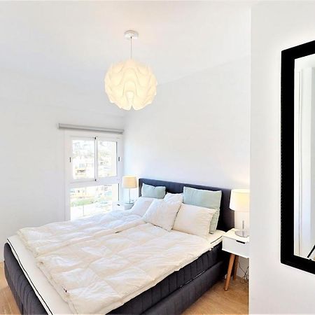 Olimpo - Fuengirola Beachfront Newly Renovated Apartment エクステリア 写真