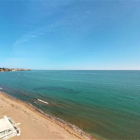 Olimpo - Fuengirola Beachfront Newly Renovated Apartment エクステリア 写真