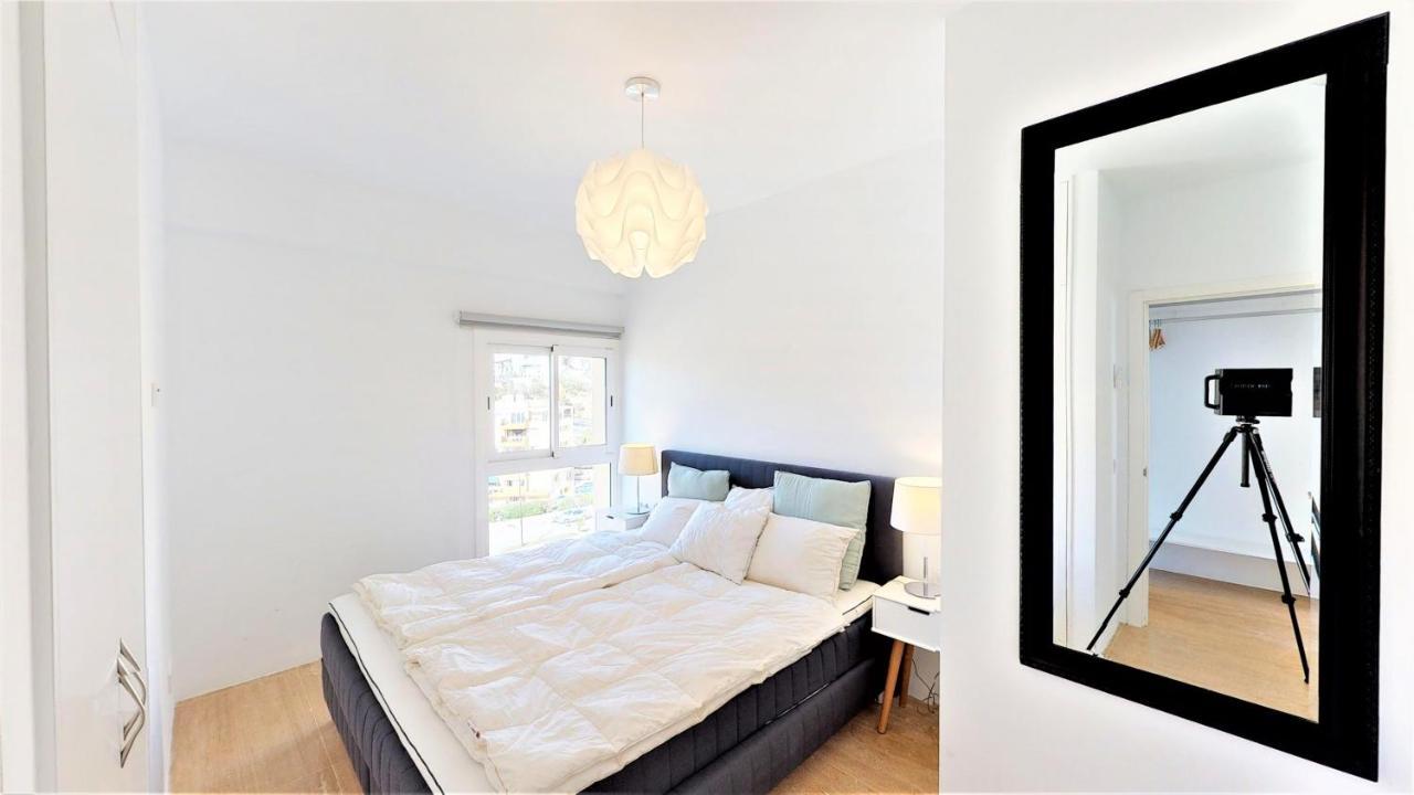 Olimpo - Fuengirola Beachfront Newly Renovated Apartment エクステリア 写真