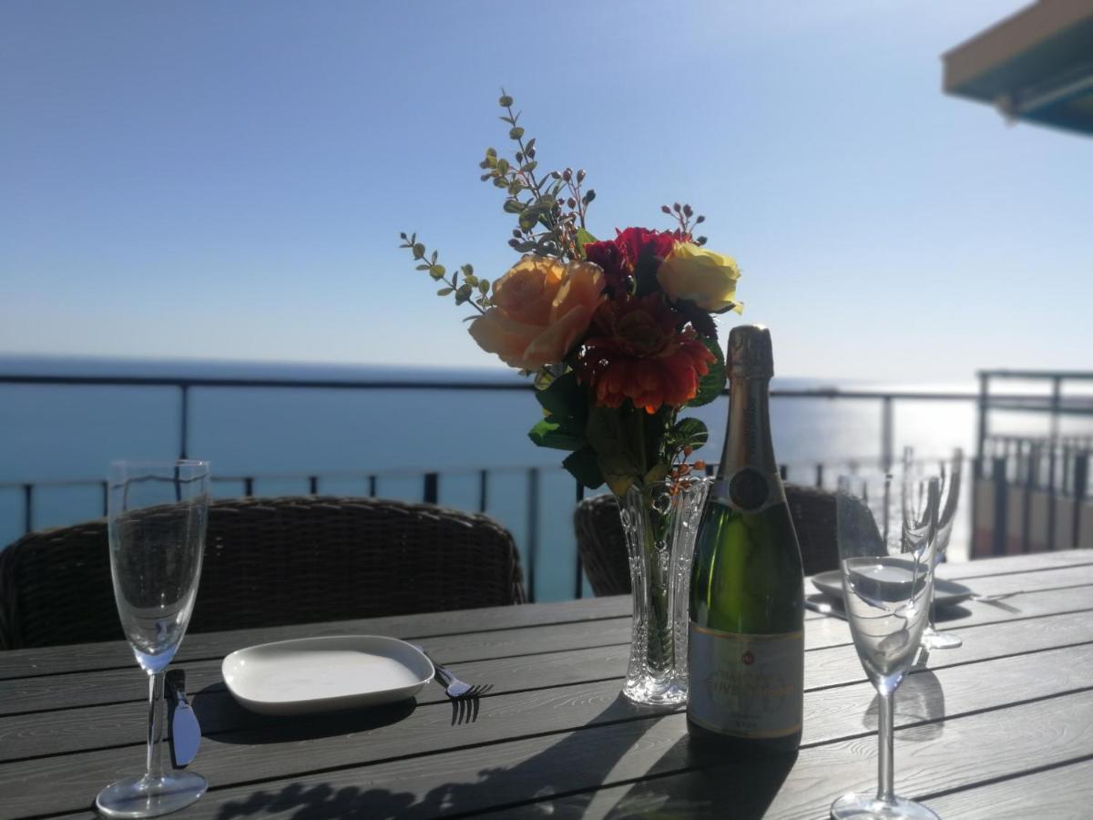 Olimpo - Fuengirola Beachfront Newly Renovated Apartment エクステリア 写真