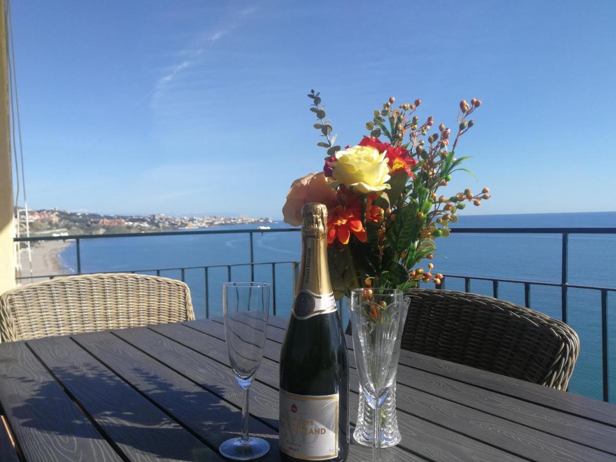 Olimpo - Fuengirola Beachfront Newly Renovated Apartment エクステリア 写真